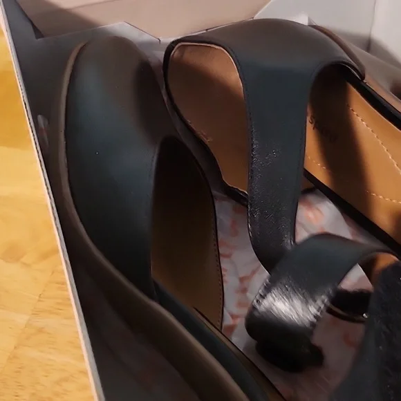 NIB Womens Easy Spirit Size 7M Clarice Pump Sandals - Picture 3 of 7